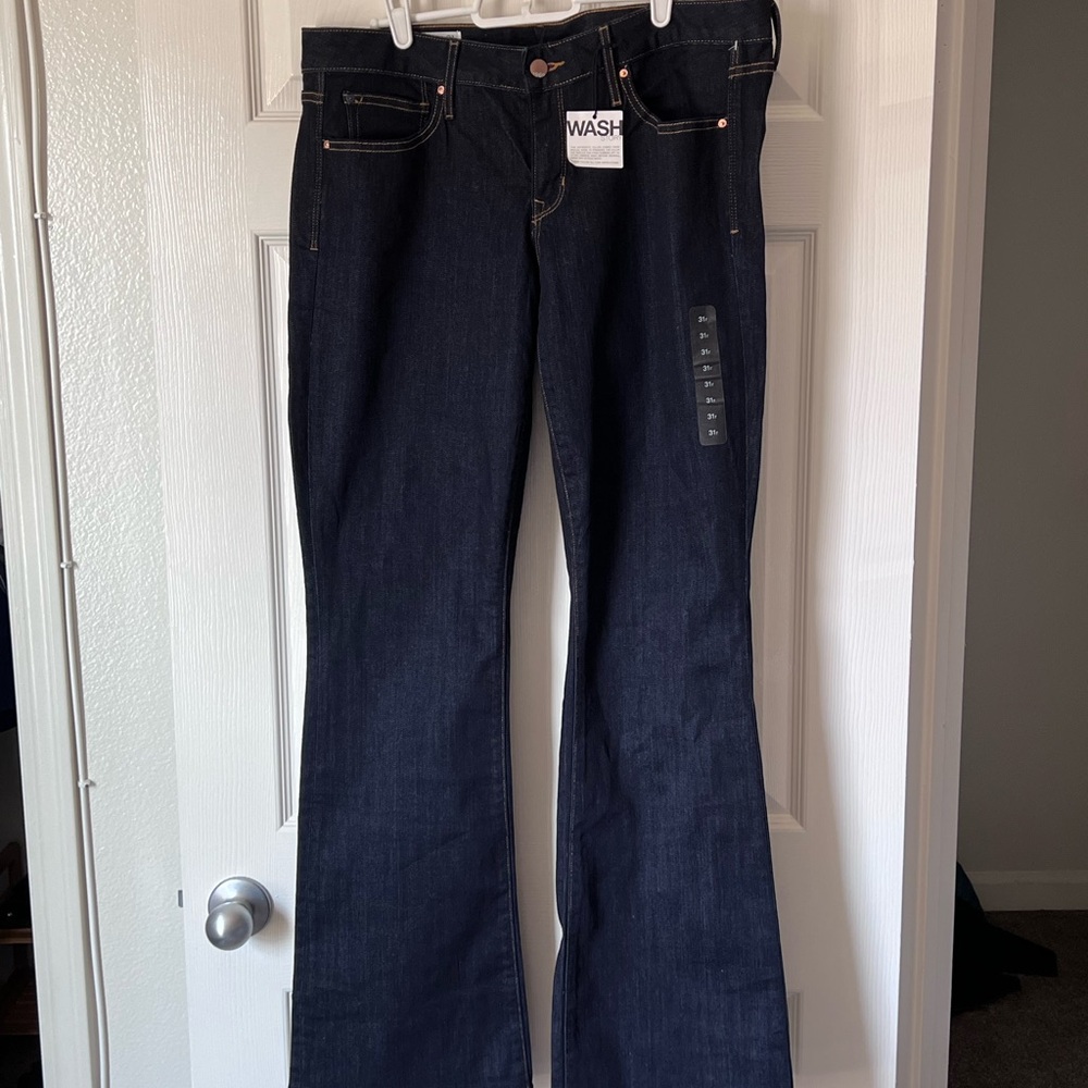 Gap-Vintage Women's Dark Wash Flared Jeans. Size 12